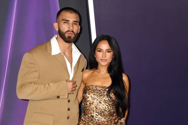 LAS VEGAS, NV - MAY 26: **EDITORIAL USE ONLY** Manuel Turizo and Becky G at the 2025 American Music Awards at Fontainebleau Las Vegas on May 26, 2025 in Las Vegas, Nevada. Copyright: xJeffreyxMayerx
