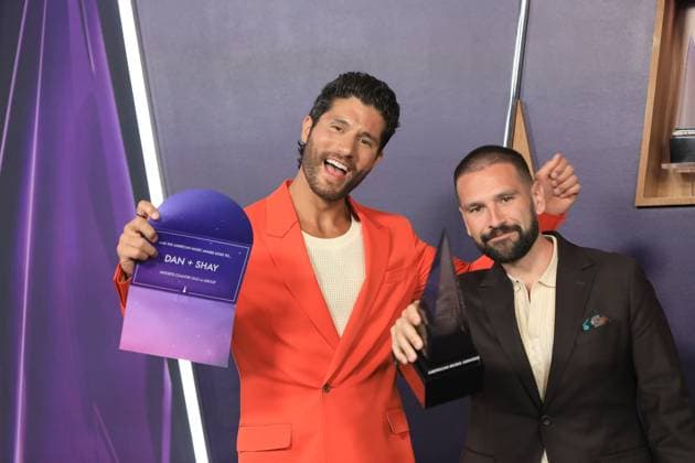 May 26, 2025, Las Vegas, California, USA: LAS VEGAS, NEVADA - MAY 26: Dan + Shay at the 2025 American Music Awards at Fontainebleau Las Vegas Las Vegas USA - ZUMAg107 20250526_zep_g107_007 Copyright: xNinaxPrommerx