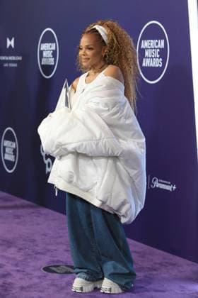 May 26, 2025, Las Vegas, California, USA: LAS VEGAS, NEVADA - MAY 26: Janet Jackson at the 2025 American Music Awards at Fontainebleau Las Vegas Las Vegas USA - ZUMAg107 20250526_zep_g107_013 Copyright: xNinaxPrommerx