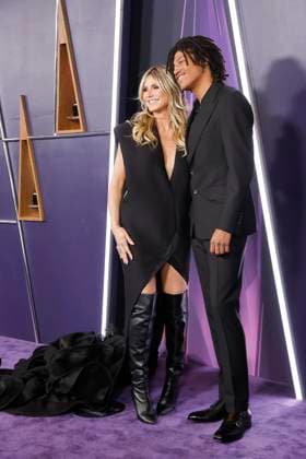 May 26, 2025, Las Vegas, California, USA: LAS VEGAS, NEVADA - MAY 26: Heidi Klum, Henry Samuel at the 2025 American Music Awards at Fontainebleau Las Vegas Las Vegas USA - ZUMAg107 20250526_zep_g107_065 Copyright: xNinaxPrommerx