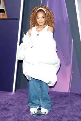 USA - 2025 American Music Awards - Las Vegas LAS VEGAS - MAY 26: Janet Jackson at the 2025 American Music Awards at the Fontainebleau Las Vegas on May 26, 2025 in Las Vegas, CA Las Vegas CA USA  Copyright: xHPAx xHutchinsxPhotox