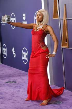 May 26, 2025, Las Vegas, California, USA: LAS VEGAS, NEVADA - MAY 26: Sexxy Red at the 2025 American Music Awards at Fontainebleau Las Vegas Las Vegas USA - ZUMAg107 20250526_zep_g107_081 Copyright: xNinaxPrommerx