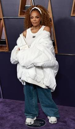 2025 American Music Awards Winner s Walk at Fontainebleau Las Vegas Featuring: Janet Jackson Where: Las Vegas, Nevada, United States When: 27 May 2025 Credit: Judy Eddy Cover Images EDITORIAL USE ONLY. NOT FOR USE BY NEWSPAPERS BASED IN THE UK. Copyright: xJudyxEddyx coverimg54800763