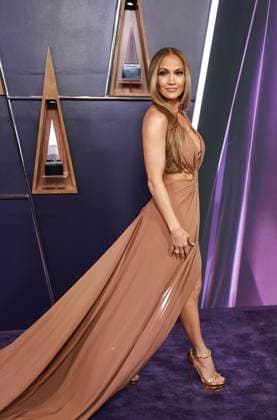 2025 American Music Awards Winner s Walk at Fontainebleau Las Vegas Featuring: Jennifer Lopez Where: Las Vegas, Nevada, United States When: 27 May 2025 Credit: Judy Eddy Cover Images EDITORIAL USE ONLY. NOT FOR USE BY NEWSPAPERS BASED IN THE UK. Copyright: xJudyxEddyx coverimg54800783