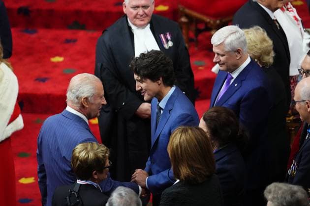 May 27, 2025, Ottawa, On, Canada: King Charles speaks with former prime minister Justin Trudeau ahead of the King delivering the speech from the throne in the Senate in Ottawa on Tuesday, May 27, 2025. Ottawa Canada  - ZUMAc35_ 20250527_zaf_c35_034 Copyright: xSeanxKilpatrickx