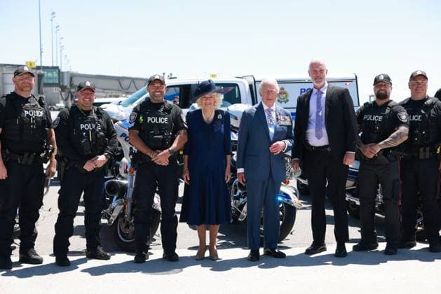 Charles III Queen Camilla - NMA POOL Ottawa Canada Britain s Charles III , Queen Camilla leave Canada at the end of a visit . The king attended the state opening of Parliament today, Credit:Ian Vogler Avalon Canada, Ottawa  Copyright: xIanxVoglerx xAvalonx 1003897909