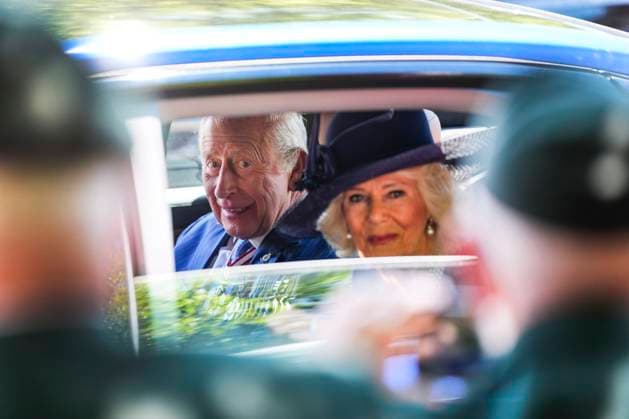 Entertainment Themen der Woche KW22 Bilder des Jahres 2025, Entertainment 05 Mai Entertainment Bilder des Tages May 27, 2025, Ottawa, On, CAN: King Charles and Queen Camilla depart after laying a wreath at the Tomb of the Unknown Soldier at the National War Memorial in Ottawa during a royal visit on Tuesday, May 27, 2025. Ottawa CAN  - ZUMAc35_ 20250527_zaf_c35_331 Copyright: xJustinxTangx