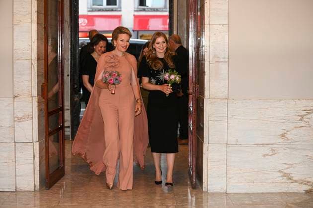 Entertainment Bilder des Tages Queen Mathilde and Princesse Elisabeth - Queen Elisabeth Competition Brussels, Belgium. 27 may 2025 : Queen Mathilde and Princess Elisabeth attend the Queen Elisabeth Music Competition at Bozar in Brussels. With Hélène d Udekem d Acoz et sa fille. (Sister of queen) . Credit : F.Andrieu Agencepeps CC . Brussels Belgium  Copyright: xContentxCurationx F.Andrieu Agencepeps CCx