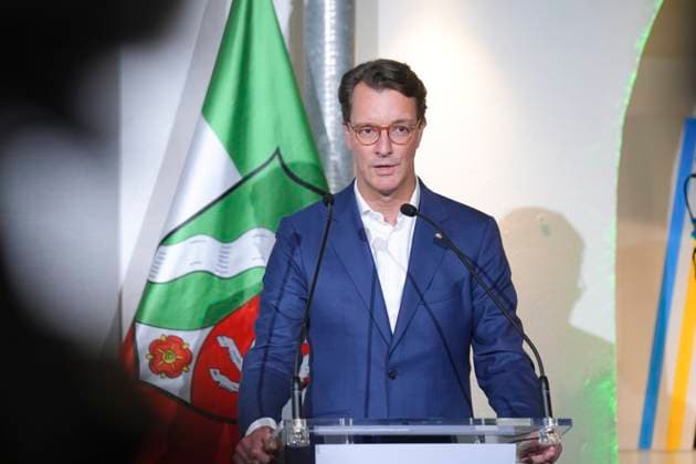 News Themen der Woche KW22 News Bilder des Tages Pressekonferenz zur Vorstellung von Eckpunkten der Bewerbung für Olympische und Paralympische Spiele an Rhein und Ruhr Ministerpraesident Hendrik Wuest bei der Vorstellung von Eckpunkten der Bewerbung für Olympische und Paralympische Spiele an Rhein und Ruhr, Koeln, 28.05.2025 Koeln NRW Deutschland *** Press conference on the presentation of key points of the bid for the Olympic and Paralympic Games on the Rhine and Ruhr, Cologne, 28 05 2025 Cologne NRW Germany