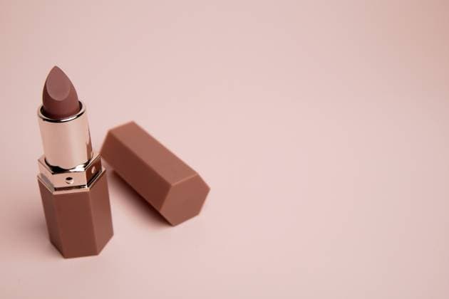 open lipstick in a case with copy space Model Released DondykRiga_ID27683_795281_010 Copyright: xDondykxRigax
