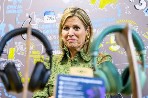 Entertainment Themen der Woche KW22 Entertainment Bilder des Tages Amsterdam, The Netherlands, 2025-05-28 15:40:09 AMSTERDAM, 28-05-2025, FairphoneQueen Maxima visits Fairphone in Amsterdam, winner of the King Willem I Prize 2024 in the Sustainable Entrepreneurship category.PHOTO: NLBeeld Patrick van Emst Credit: NL Beeld Patrick van Emst  Copyright: xx x