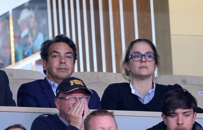 Celebs in the stands during the Roland Garros International Tennis 2025 Patrick Cohen in the stands during the Roland Garros International Tennis 2025, in Paris, France, on May 28, 2025 Jacovides Moreau Bestimage Celebs in the stands during the Roland Garros International Tennis 2025, in Paris, France, on May 28, 2025 Jacovides Moreau Bestimage Paris France  Copyright: xJACOVIDES-MOREAUx xBESTIMAGExJACOVIDES-MOREAUx xBESTIMAGEx