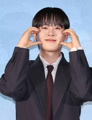 S. Korean actor Lee Jung-ha S. Korean actor Lee Jung-ha South Korean actor Lee Jung-ha, who stars in the wavve s drama ONE: High School Heroes, poses for a photo during a publicity event in Seoul on May 28, 2025. The eight-episode series will be released worldwide on May 30. (Yonhap) 2025-05-29 06:48:04 < 1980-2025 YONHAPNEWS AGENCY. .> ¼¿ïƯº°½Ã EDITORIAL USE ONLY Copyright: xx PYH2025052820880034400 YonhapxNewsx yonphotos241583