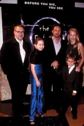 RECORD DATE NOT STATED The Ring Premiere, LA BRIAN COX, DAVEIGH CHASE, MARTIN HENDERSON, DAVID DORFMAN & NAOMI WATTS The Ring Premiere, Los Angeles Ref: 11879 full length, full-length Los Angeles United States Copyright: x xCapitalxPicturesx