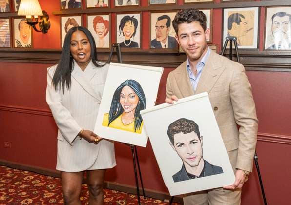 Entertainment Themen der Woche KW22 Bilder des Jahres 2025, Entertainment 05 Mai Entertainment Bilder des Tages May 29, 2025, New York, New York, USA: Adrienne Warren and Nick Jonas attend celebration of the stars of The Last Five Years by unveiling of their caricatures at Sardi s in New York on May 29, 2025 New York USA - ZUMAr339 20250529_znp_r339_020 Copyright: xLevxRadinx