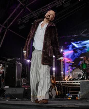 Wychwood Music Festival 2025 Saturday Tim Booth and his band James headline at Wychwood Music Festival 2025 Saturday, Credit:Jules Annan Avalon  Copyright: xJulesxAnnanx xAvalonx 1005809388