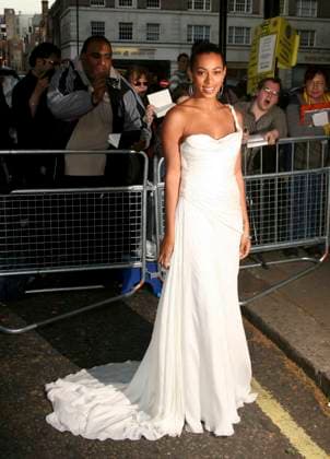 Arrivals at the 4th Annual Glamour Women Of The Year Awards SOLANGE KNOWLES Arrivals at the 4th Annual Glamour Women Of The Year Awards, Berkely Square Gardens, London, England. June 5th 2007 full length white dress one shoulder CAP JOZ George Jozwiak London Great Britain Copyright: xGeorgexJozwiak CapitalxPicturesx