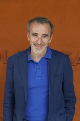 2025 French Open - Celebrities At Village Day 8 NB Elie Semoun in Stand during the 2025 French Open at Roland Garros on June 01, 2025 in Paris, France. Photo by Nasser Berzane ABACAPRESS.COM Paris France  Copyright: xBerzanexNasser ABACAx