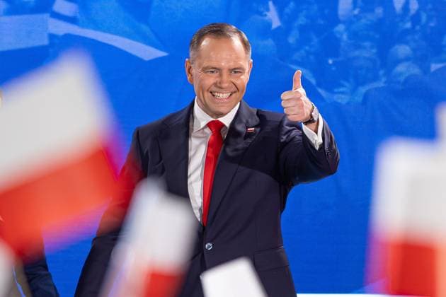 Bilder des Jahres 2025, News 06 Juni News Themen der Woche KW22 News Bilder des Tages 01.06.2025 WARSZAWA WYBORY PREZYDENCKIE 2025 DRUGA TURA WYBOROW PREZYDENCKICH WIECZOR WYBORCZY KANDYDATA NA PREZYDENTA RP KAROLA NAWROCKIEGO PRESIDENTIAL ELECTIONS 2025 - SECOND ROUND OF PRESIDENTIAL ELECTIONS IN POLAND ELECTION NIGHT OF THE CANDIDATE FOR THE PRESIDENT OF THE REPUBLIC OF POLAND KAROL NAWROCKI N Z KAROL NAWROCKI FOT. ANTONI BYSZEWSKI FOTONEWS NEWSPIX.PL --- Newspix.pl  20250601FNAB055