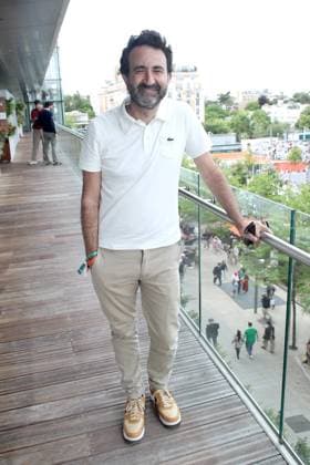Exclusif Les célébrités au déjeuner dans la loge de France Télévision lors des internationaux de France de Tennis de Roland Garros 2025 Exclusif Mathieu Madénian au déjeuner dans la loge de France Télévision lors des internationaux de France de Tennis de Roland Garros 2025 Jour 9 , à Paris, France, le 2 Juin 2025 Bertrand Rindoff Bestimage Exclusive Lunch in the France Television box during the 2025 Tennis French Open of Roland Garros Day 09 in Paris, France Paris France  Copyright: xBERTRANDxRINDOFFxPETROFFx xBESTIMAGExBERTRANDxRINDOFFxPETROFFx xBESTIMAGEx