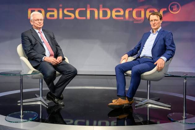 News Themen der Woche KW23 News Bilder des Tages GER, Berlin, Studio, zu Gast bei - maischberger, Polittalk, TV, Format, mit Moderatorin - Sandra Maischberger, Das Erste, aus Adlershof - am Studio 20, im Bild v.l.: Roland Koch, CDU, mit Karl Lauterbach, SPD , 02.06.2025, *** GER, Berlin, Studio, zu Gast bei maischberger, Polittalk, TV, Format, mit Moderator Sandra Maischberger, Das Erste, aus Adlershof am Studio 20, im Bild f l Roland Koch, CDU, mit Karl Lauterbach, SPD , 02 06 2025, Copyright: HMBxMedia UwexKoch
