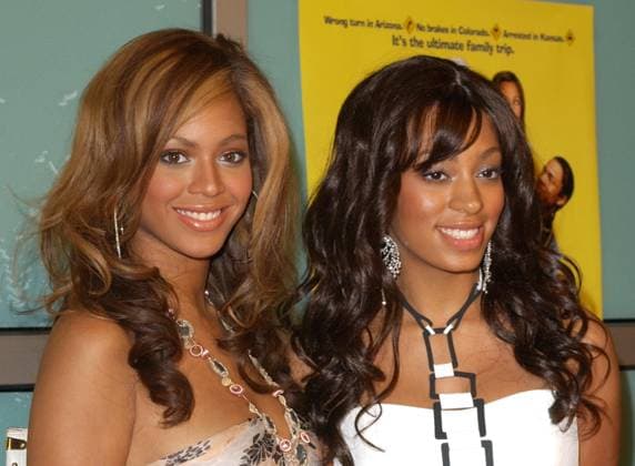 World Premiere of Johnson Family Vacation held at The Cinerama Dome in Hollywood, California BEYONCE KNOWLES & SISTER SOLANGE KNOWLES World Premiere of Johnson Family Vacation held at The Cinerama Dome in Hollywood, California 31 March 2004 Los Angeles CA United States Copyright: xDebbiexVanxStory CapitalxPicturex