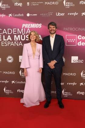 The Spanish Music Academy celebrates the II edition of its Awards Soledad Giménez and the Minister of Culture, Ernest Urtasun, during the awards ceremony of the Spanish Music Academy held at the IFEMA Municipal Palace, on June 4, 2025, in Madrid Spain This key event for the music industry brings together the main representatives of the sector to celebrate excellence, This year, the Awards have broken records with more than 4,900 proposals received for a total of 223 nominations in 43 categories, selected by more than 60 professionals from the music industry who are members of the Nominating Committees PREMIOS MUSICA GENTE José Madrid Madrid Madrid Spain  Copyright: xJosÃ xRuizx 6775598
