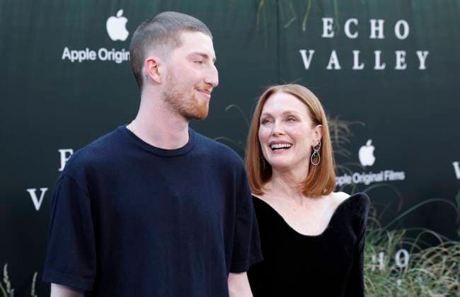 Julianne Moore and her son Caleb Freundlich arrive on the red carpet for the Echo Valley New York Premiere at AMC Lincoln Square 13 on June 04, 2025 in New York City.  NYP20250604228 JOHNxANGELILLO
