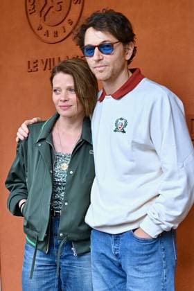 French Open - VIPs At The Village Melanie Thierry and singer Raphael is seen posing at the Village during French Open at Roland Garros on June 03, 2025 in Paris, France. Photo by ABACAPRESS.COM Paris France  Copyright: xABACAx