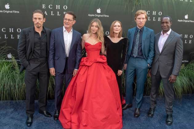 June 4, 2025, New York, United States: (L-R) Edmund Donovan, Kyle MacLachlan, Sydney Sweeney, Julianne Moore, Domhnall Gleeson and Albert Jones attend the Echo Valley New York Premiere at AMC Lincoln Square. New York United States - ZUMAs197 20250604_aaa_s197_490 Copyright: xRonxAdarx