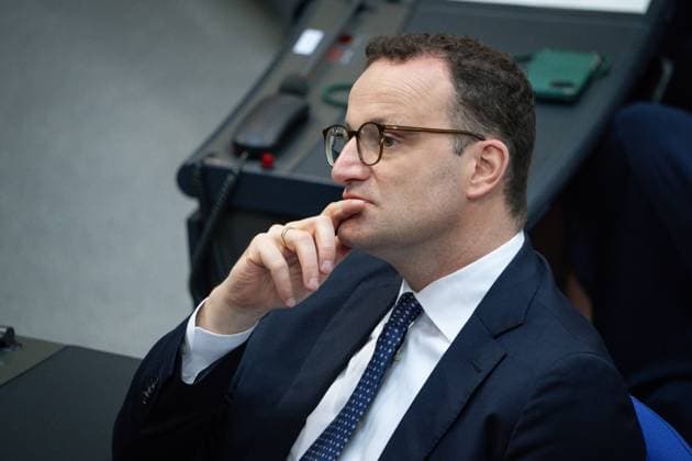 Deutscher Bundestag, 10. Plenarsitzung Jens Spahn (CDU) nachdenklich im Plenum bei der 10. Sitzung des Deutschen Bundestag in Berlin, 05.06.2025 Berlin Berlin Deutschland
