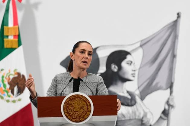 Mexico™s President Claudia Sheinbaum Holds Briefing Mexico s President, Claudia Sheinbaum, during a peres conference, expressed her rejection of the violence of the CNTE teachers as they attempted to enter the Ministry of the Interior. at the National Palace. on June 5, 2025 in Mexico City, Mexico. (Photo by Carlos Santiago Eyepix Group) Copyright: xCarlosxSantiago xEyepixxGroupx CS_05062025_157760