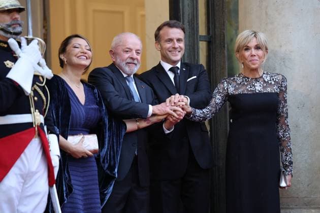 News Themen der Woche KW23 News Bilder des Tages DiÌ‚ner d™Etat en l honneur de Luiz InaÌcio Lula da Silva, PreÌsident de la ReÌpublique feÌdeÌrative du BreÌsil Emmanuel et Brigitte Macron organise un diÌ‚ner d™Etat en l honneur de Luiz InaÌcio Lula da Silva, PreÌsident de la ReÌpublique feÌdeÌrative du BreÌsil au Palais de l ElysÃ e Ã Paris, le 5 juin 2025. French President, Emmanuel Macron and his wife and Brigitte Macron, host a state dinner in honor of Luiz Inacio Lula da Silva, President of the Federative Republic of Brazil, at the Palais de l ElysÃ e in Paris, June 5, 2025.  Copyright: xFabricexChasseryx