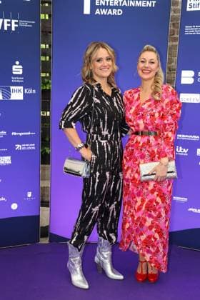 Lisa Feller und Ruth Moschner bei der Verleihung von Der Deutsche Entertainment Award am 5.06.2025 im Harbour Club in Koeln Deutscher Entertainment Award 2025 in Koeln