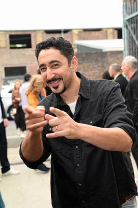 Sänger Eko Fresh kommt zur Preisverleihung Deutscher Entertainment Award 2025