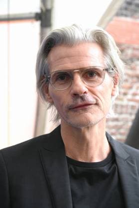 Stefan Charles, Kulturmanager und Beigeordneter für Kunst und Kultur der Stadt Köln kommt zur Preisverleihung Deutscher Entertainment Award 2025
