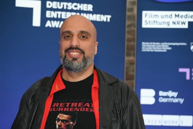 Komiker Abdelkarim (bürgerlich Abdelkarim Zemhoute) kommt zur Preisverleihung Deutscher Entertainment Award 2025