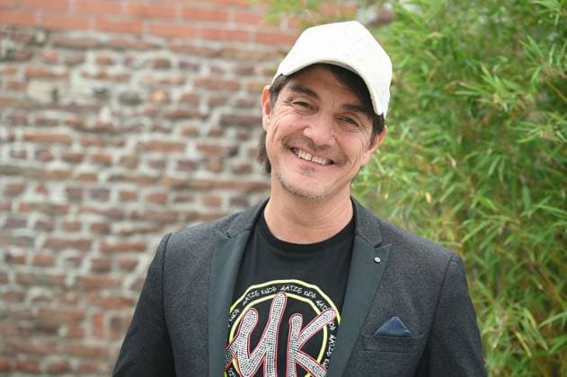 Comedian Matze Knop kommt zur Preisverleihung Deutscher Entertainment Award 2025