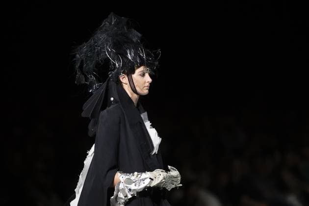 A model presents a creation during the Show 2025 end of year fashion show showcasing the creations of students from the bachelor s and master s degree of the fashion department of the Royal Academy of Fine Arts - AP Hogeschool, in Antwerp, Friday 06 June 2025.  KRISTOFxVANxACCOM 126322731