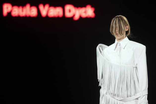 A model presents a creation from Paula Van Dyck during the Show 2025 end of year fashion show showcasing the creations of students from the bachelor s and master s degree of the fashion department of the Royal Academy of Fine Arts - AP Hogeschool, in Antwerp, Friday 06 June 2025.  KRISTOFxVANxACCOM 126328742