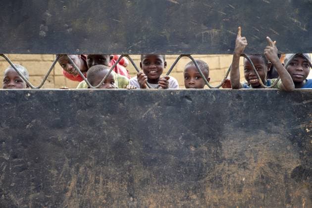 News Themen der Woche KW23 News Bilder des Tages Children celebrate Eid al-Adha with joy in Malawi’s capital LILONGWE, MALAWI - JUNE 7: Children celebrate Eid al-Adha, one of Islam’s holiest festivals, with joyful expressions in Lilongwe, Malawi, on June 7, 2025. Zafer Goder Anadolu Lilongwe Malawi. Editorial use only. Please get in touch for any other usage.  Copyright: x2025xAnadoluxZaferxGoderx