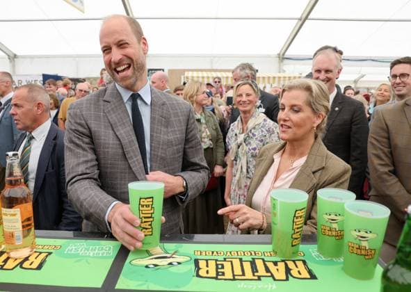 Bilder des Jahres 2025, Entertainment 06 Juni Entertainment Themen der Woche KW23 . 06 06 2025. Wadebridge, United Kingdom. Prince William and Sophie, Duchess of Edinburgh, during a visit at the Royal Cornwall Show in Wadebridge, Cornwall, United Kingdom.  xPoolx xi-Imagesx IIM-25998-0028
