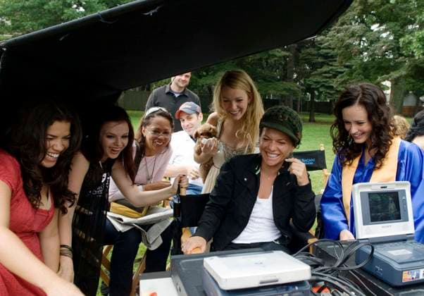 The Sisterhood Of The Traveling Pants 2 - Filmstill AMERICA FERRERA, AMBER TAMBLYN, BLAKE LIVELY, SANAA HAMRI (director) & ALEXIS BLEDEL on the set of The Sisterhood Of The Traveling Pants 2 EDITORIAL USE ONLY Copyright: xCAP FBx