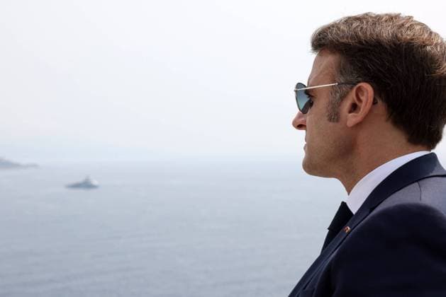 News Themen der Woche KW23 News Bilder des Tages NO TABLOIDS - Emmanuel Macron visits the Oceanographic Museum - Monaco NO TABLOIDS - French President Emmanuel Macron visits the terrasse of the Oceanographic Museum during the French president s two-day state visit in Monaco ahead of the Unoc3, on June 8, 2025. Photo by Stephane Lemouton Pool ABACAPRESS.COM Monaco - Monaco  Copyright: xLemoutonxStephane Pool ABACAx