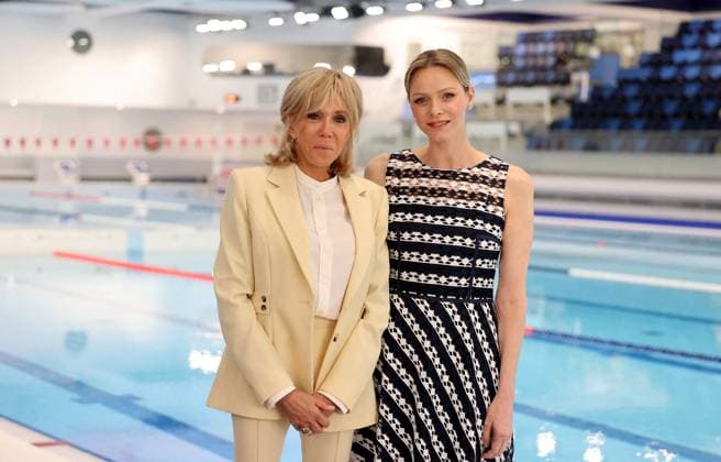 Bilder des Jahres 2025, Entertainment 06 Juni Entertainment Themen der Woche KW23 Entertainment Bilder des Tages NO TABLOIDS - Brigitte Macron and Princess Charlene at the Water Safety Day Event NO TABLOIDS WEB & PRINT, BILDZEITUNG OUT, BILD.DE OUT, NO DAILY MAIL, NO DAILY MAIL GROUP, NO VOICI, NO CLOSER - Brigitte Macron and Princesse Charlene of Monaco during the Water Safety Day at the Louis II stadium swimming pool in Monaco on June 8, 2025. Photo by Dominique Jacovides Pool ABACAPRESS.COM Monaco Monaco  Copyright: xPool ABACAx