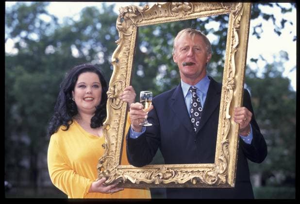 Archivbilder der Woche KW24 LISA RILEY & CHRIS TARRANT 21 July 1998 Ref: 7619 picture frame, half length, half-length London Great Britain Copyright: xJamesxMcCauley CapitalxPicturesx