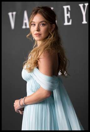 . 10 06 2025. London, United Kingdom. Sydney Sweeney arriving at the Echo Valley premiere in London.  xStephenxLockx xi-Imagesx IIM-26004-0024
