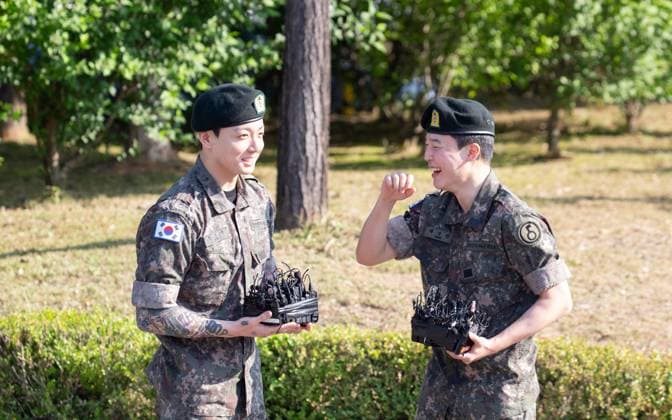 Jungkook and Jimin, June 11, 2025 : BTS members Jungkook (L) and Jimin just after their military discharge in Yeoncheon, about 70 km (43 miles) north of Seoul, South Korea. Four members of the K-pop boy group, V, RM, Jungkook and Jimin were discharged from their mandatory 18 month military service this week.  , aflo_294527086.jpg,