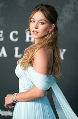 June 10, 2025, London, United Kingdom: Sydney Sweeney attends the Echo Valley European Premiere at the BFI Southbank in London. London United Kingdom - ZUMAs197 20250610_aaa_s197_306 Copyright: xLounisxTiarx