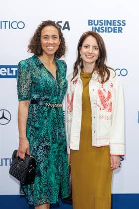 Award - The Power List - Germany s Top 50 Nicole Büttner und Janina Mütze bei The Power List - Germany s Top 50 im Restaurant Sphere im Fernsehturm am 05.06.2025 in Berlin Copyright: xEventpressxKochanx